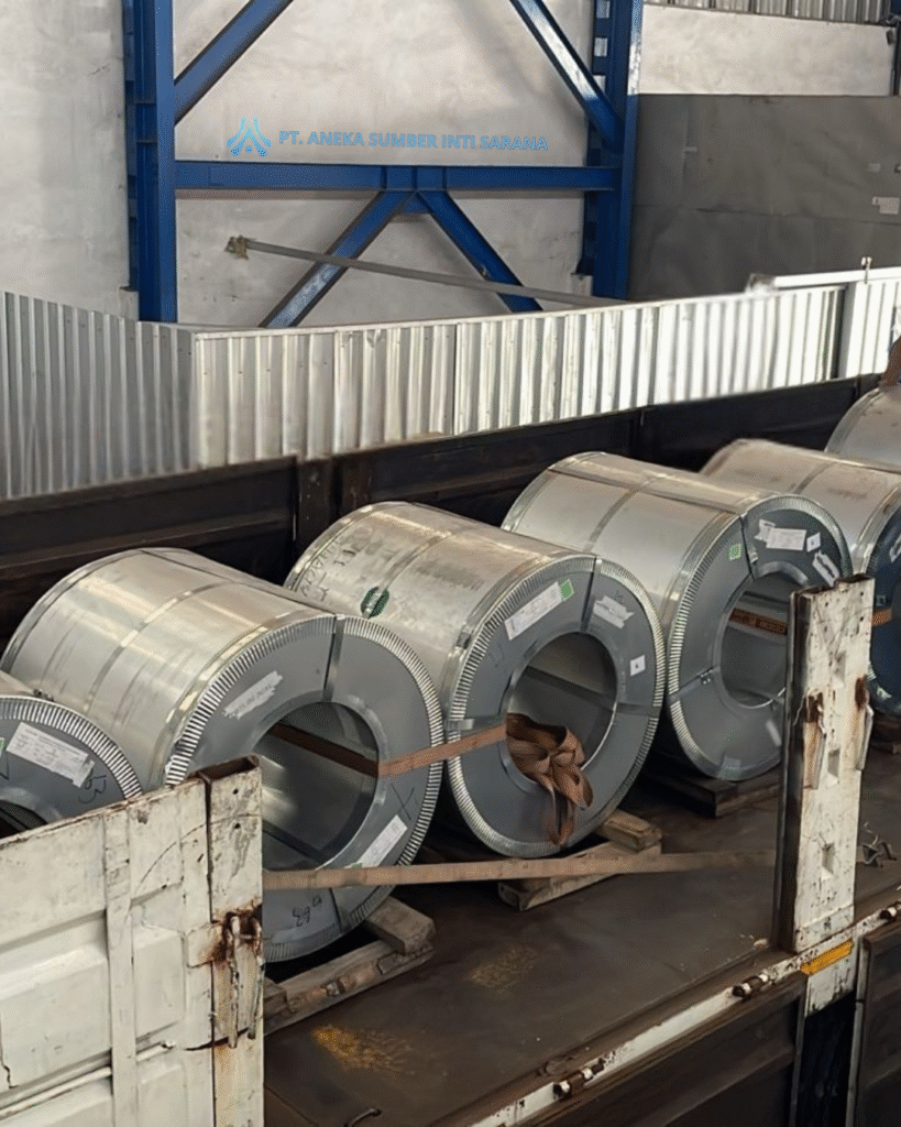 MUAT COIL-1, Aneka Steel Coil - PT ANEKA SUMBER INTI SARANA